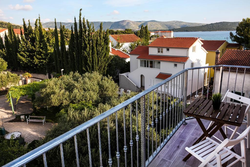 Apartments Rajna Жаборич Екстер'єр фото